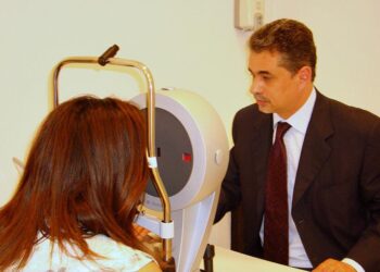 ophthalmology clinic in dubai