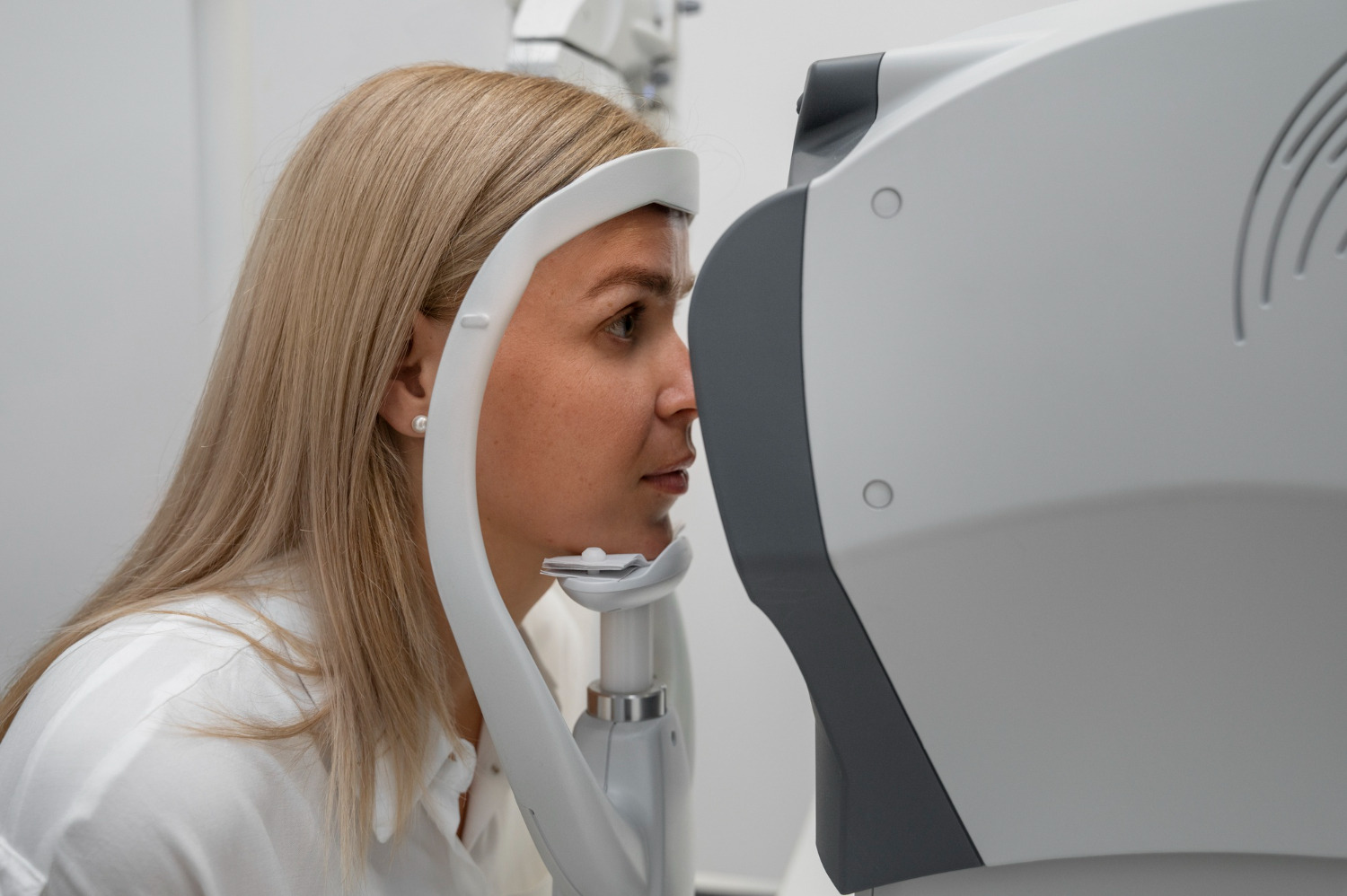 LASIK Eye Surgery | Safe, Effective Vision Correction Solutions